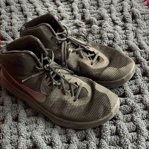 Size 11.5 Nike basketball shoes